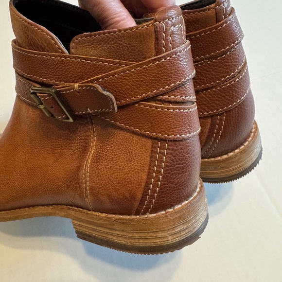 Clarks Maypearl Edie Ankle Boots - Picture 10 of 16